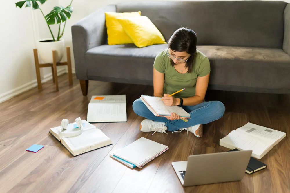 The Top Benefits of Off-Campus Living